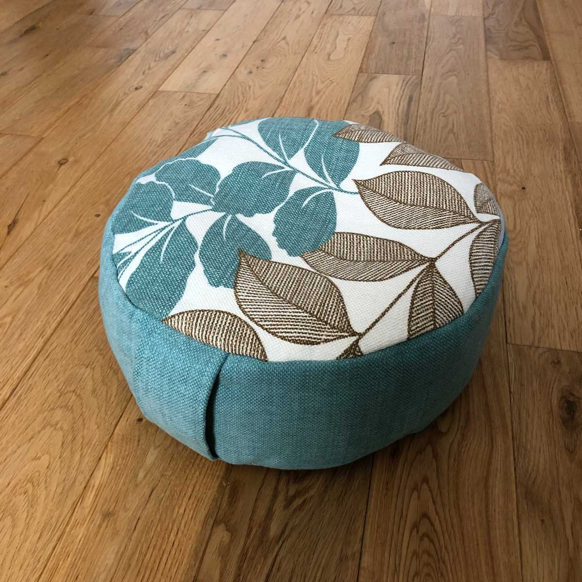 Zafu bleu clair / imprim feuillage 1